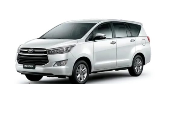 Toyota Innova – 150~160 MYR (4 Passengers + 4 Luggages)